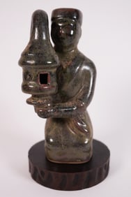 Chinese fine pottery figure