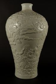 Chinese fine carved white vase