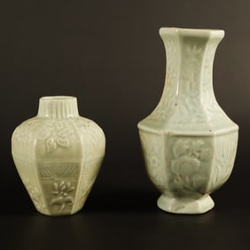 2 Chinese fine vase