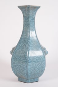 Chinese tall crackled vase