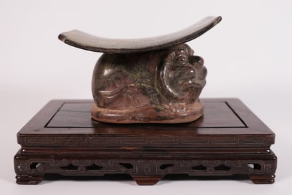 Chinese ceramic vase
