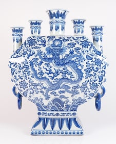 Chinese fine b/w tube vase