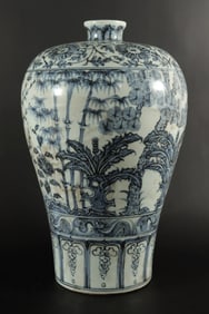 Chinese fine b/w heavy vase