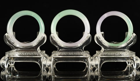 Chinese jadeite fine bangle