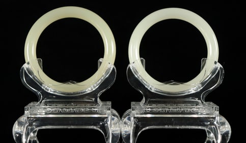 Lots Chinese bangles