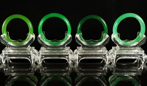Lots Chinese apple green bangles
