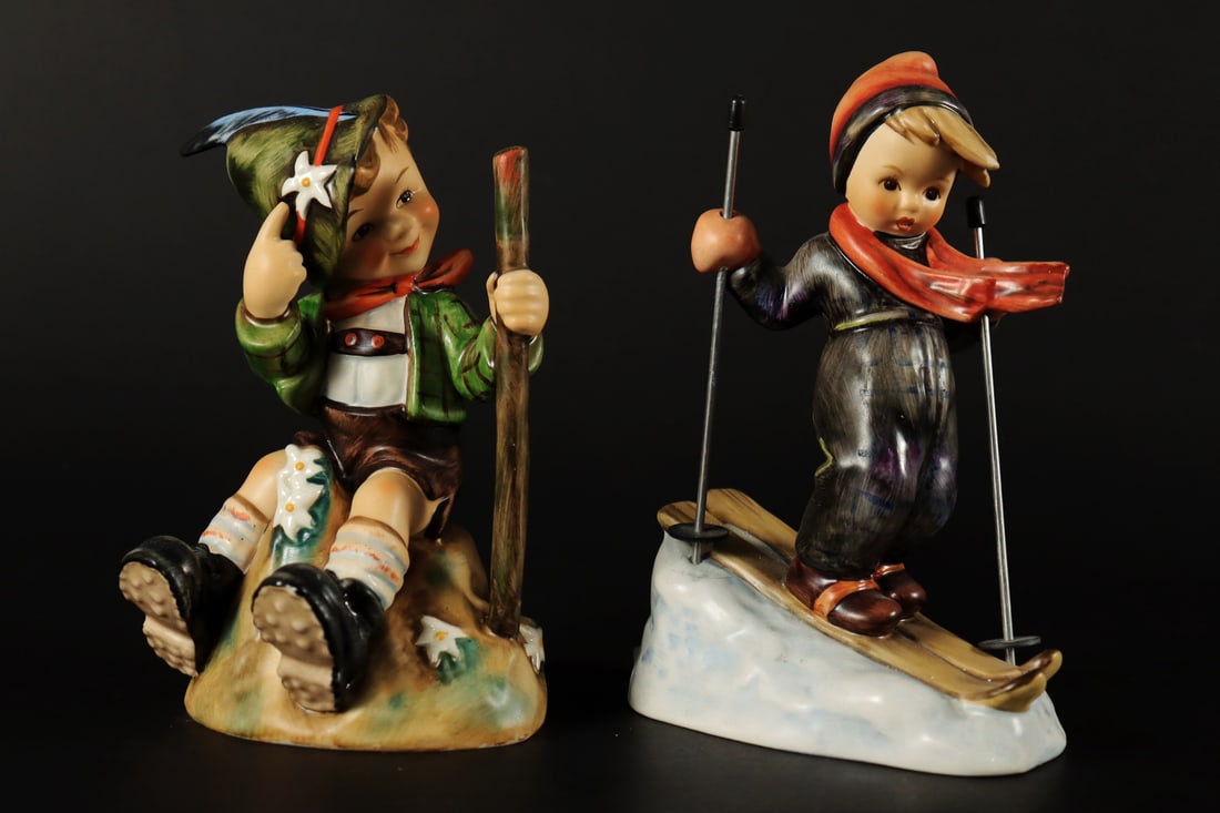 Lots Hummel figurines: Lots Hummel figurines.