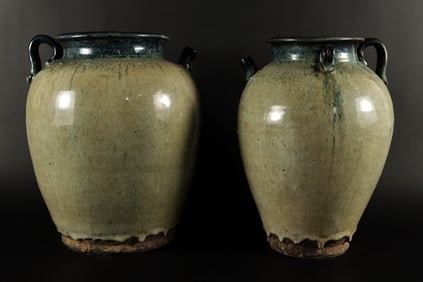 2 Chinese large jar