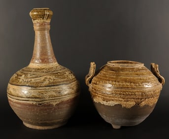2 Chinese pottery jar
