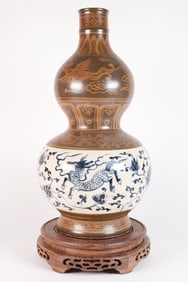 Chinese tall gourd vase