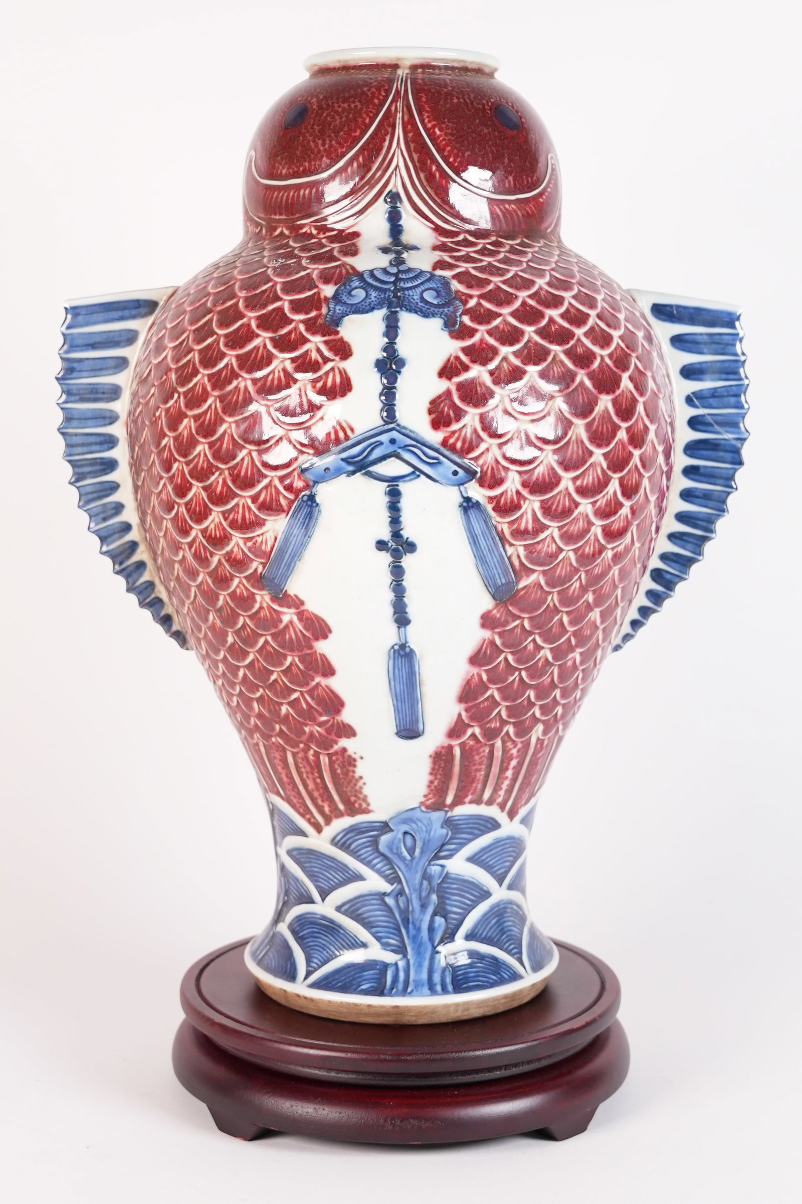 Chinese tall fish vase (1 of 8)