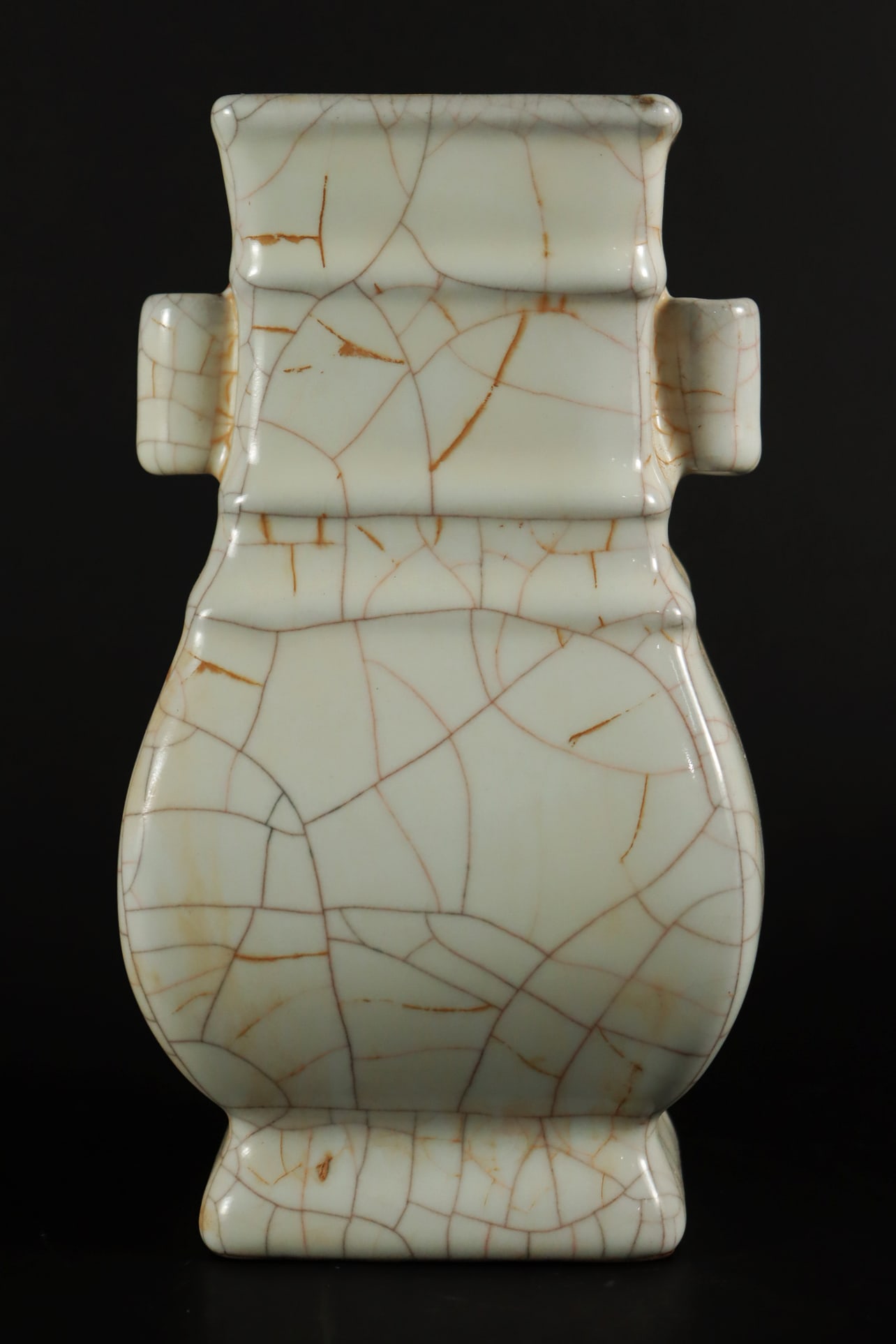 Chinese fine handled vase (1 of 6)