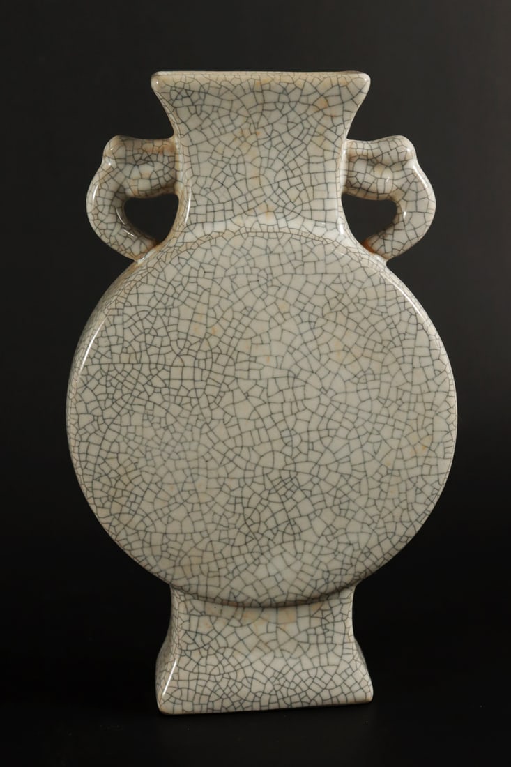 Chinese crackled flask vase: Chinese crackled flask vase. H: 8.9" x W: 5.4."