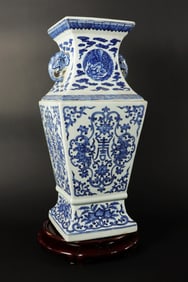 Chinese fine square vase