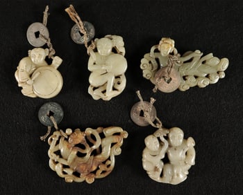 Lots Chinese carvings