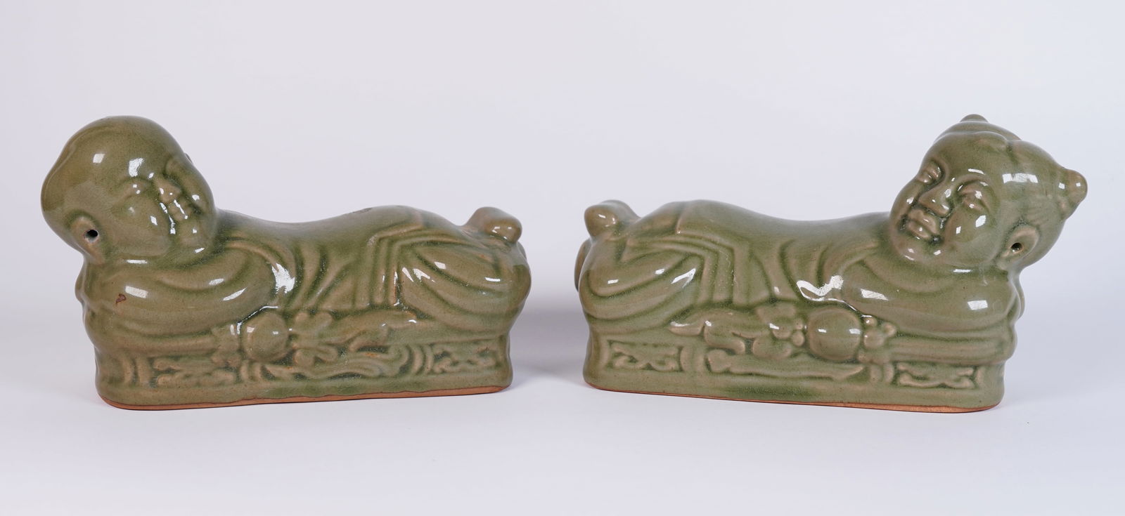 2 Chinese ceramics in boy form (1 of 7)