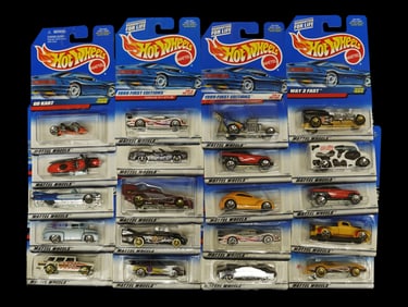 Lots Hot Wheels in box