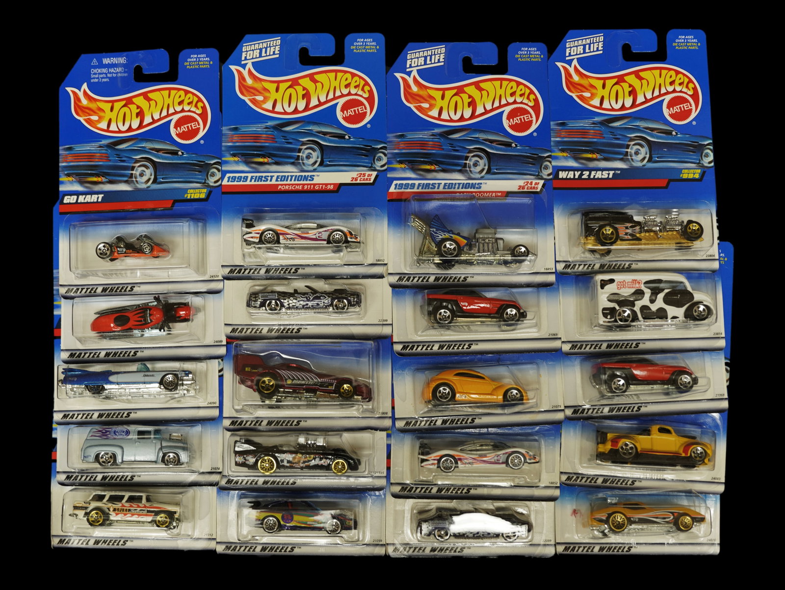 Lots Hot Wheels in box: Lots Hot Wheels in original box.