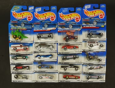 Lots Hot Wheels in box