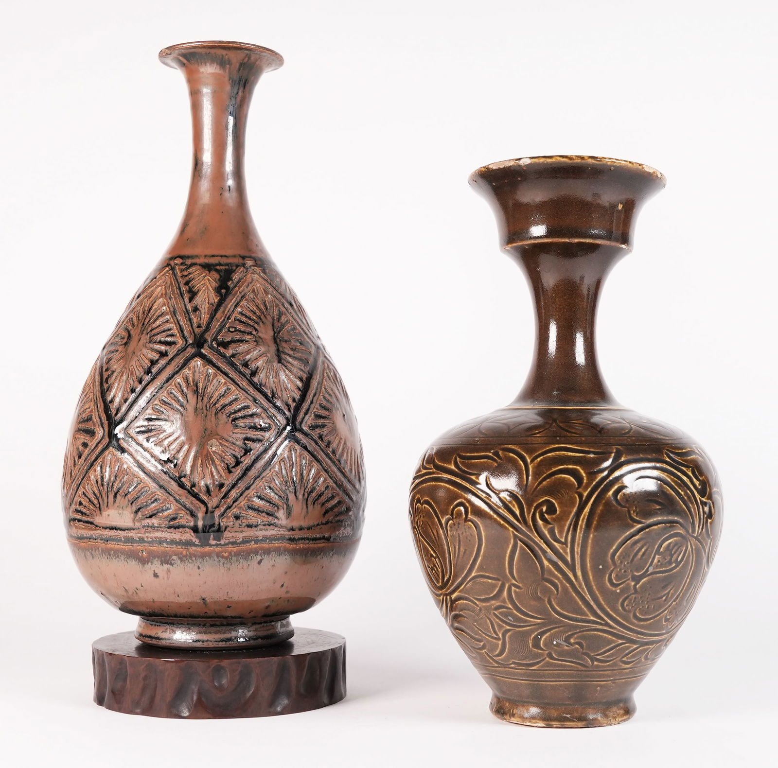 Lots Chinese pottery vase (1 of 7)