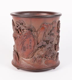 Chinese fine brush pot carved
