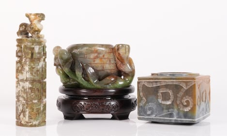 Lots Chinese fine carvings