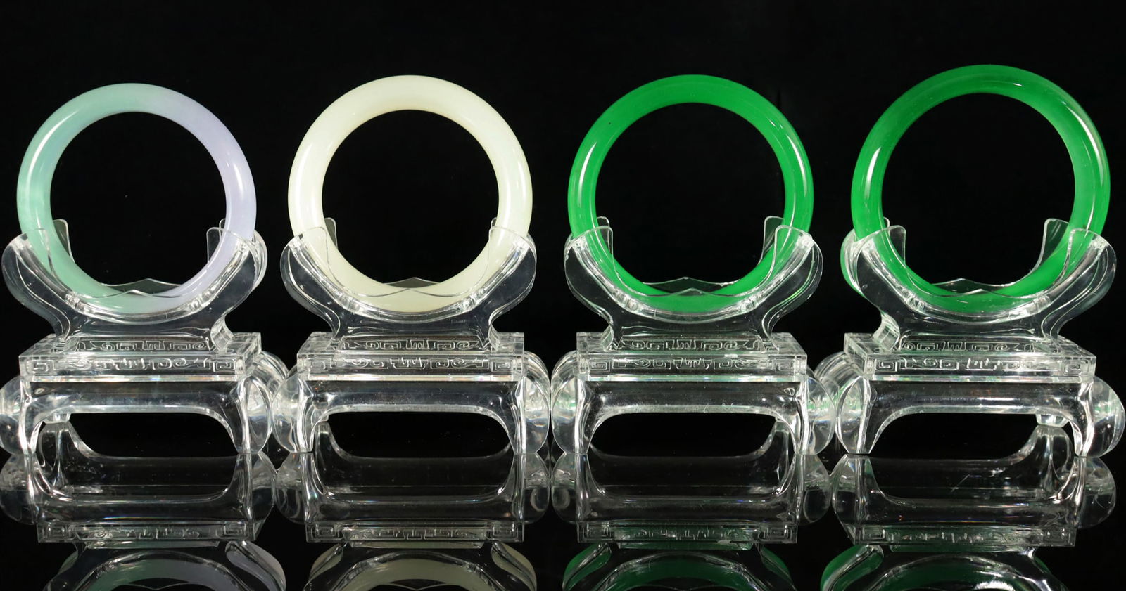 Lots Chinese bangles (1 of 7)