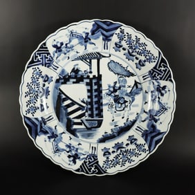 Chinese fine b/w charger plate