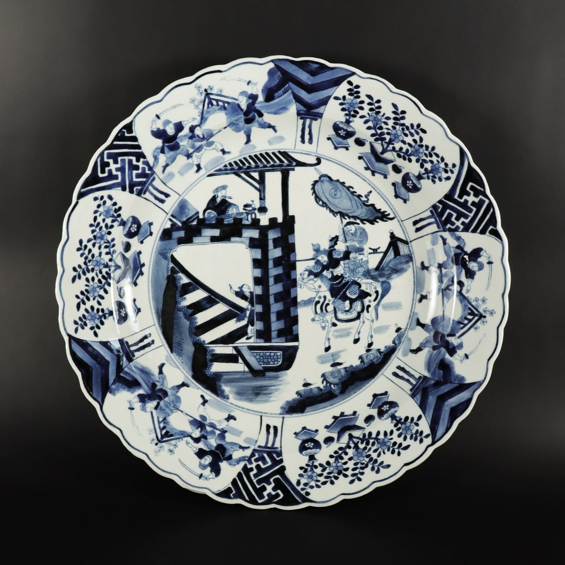 Chinese fine b/w charger plate: Chinese fine blue and white charger plate. H: 2.5" x W: 17."