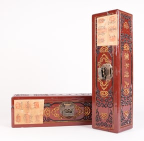 2 Chinese fine scrolls in box