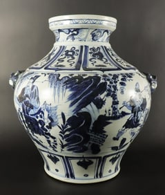 Chinese large b/w jar