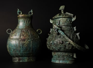 Lots Chinese bronze vessels