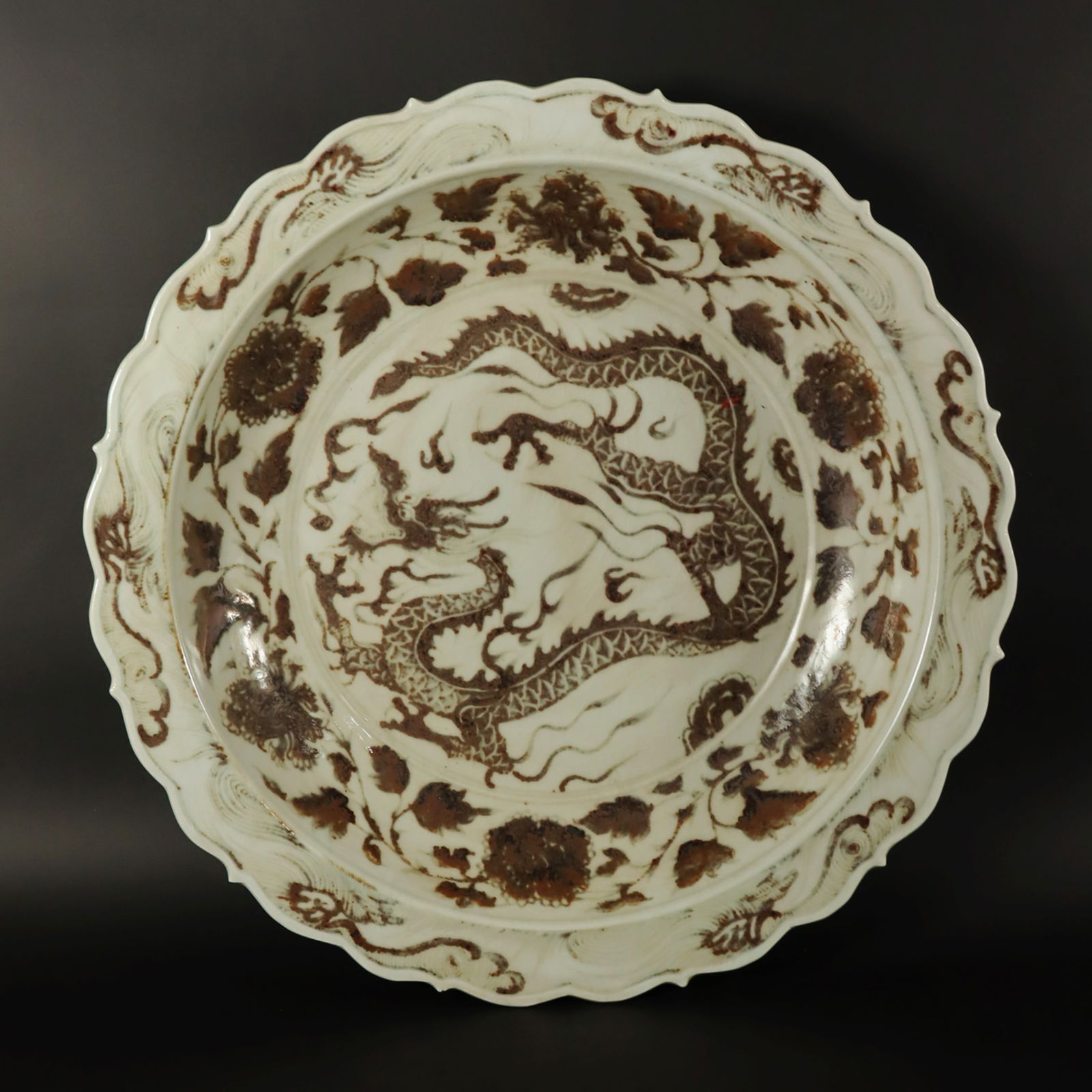 Chinese fine dragon charger (1 of 7)