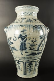 Chinese fine crackled vase