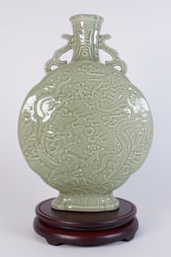 Chinese important flask vase