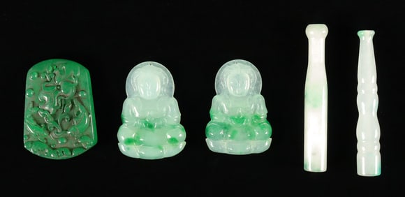 Lots Chinese carvings