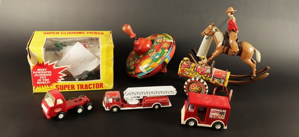 Lots vintage toy figure
