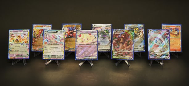 Lots hologram Pokemon cards