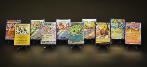 Lots hologram Pokemon cards