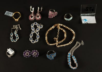 Lots vintage jewelry