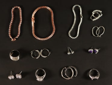 Lots vintage jewelry