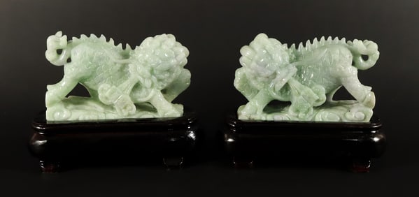 2 Chinese carved foo lion