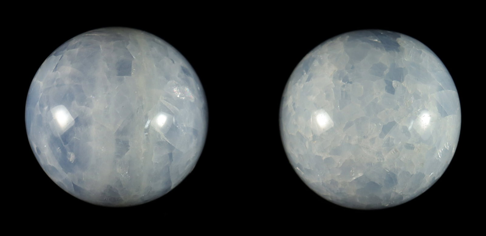 Lots stone balls: Lots stone balls. Largest H: 2.7" x W: 2.7."