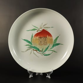 Chinese fine peach plate