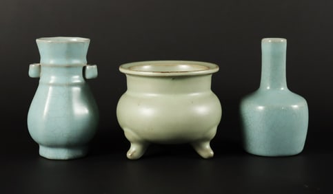 Lots Chinese fine vase