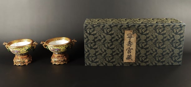 Lots Chinese fine yellow bowls