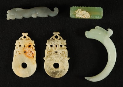 Lots Chinese jade ornaments