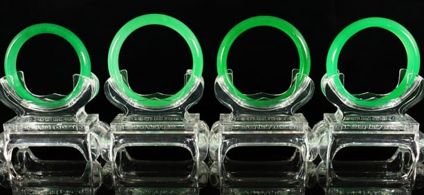 Lots Chinese apple green bangles