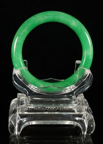 Chinese fine apple green bangle