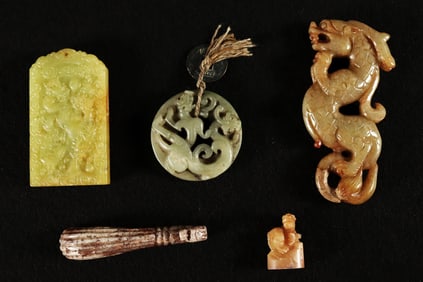 Lots Chinese fine jade